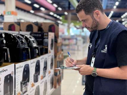 Para não deixar consumidor cair em 'cilada', Procon da Capital dá dicas valiosas