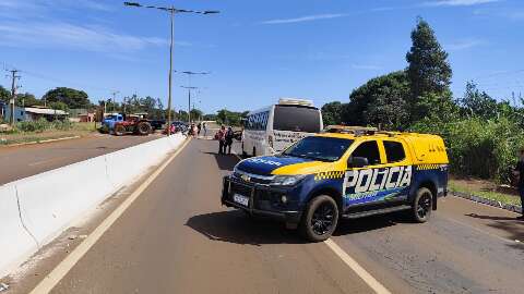 Bloqueio em rodovia completa 24 horas sem negociação