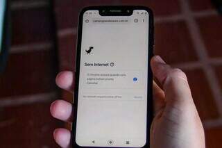 Celular sem acesso à internet móvel (Foto: Arquivo Campo Grande News)