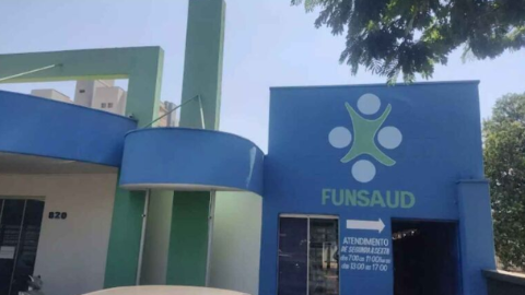 Funsaud oferece 425 vagas com salários de até R$ 10,3 mil 