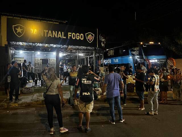 Torcidas do Botafogo e Galo partem de MS rumo &agrave; decis&atilde;o da Libertadores