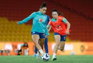 Dudinha durante o último treino da Seleção Feminina antes do primeiro amistoso com a Austrália Créditos: (Foto: Rafael Ribeiro/CBF)