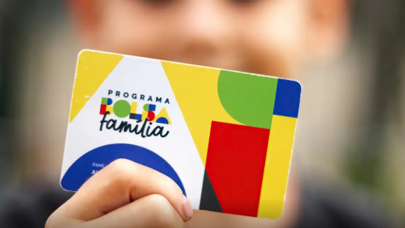 Caixa paga nesta quarta-feira parcela do Bolsa Fam&iacute;lia com inscri&ccedil;&atilde;o final 8