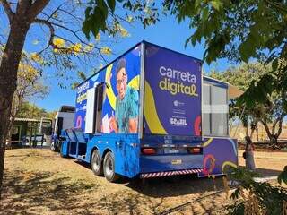 Carreta Digital, que percorrerá Campo Grande com cursos gratuitos para população (Foto: Divulgação)