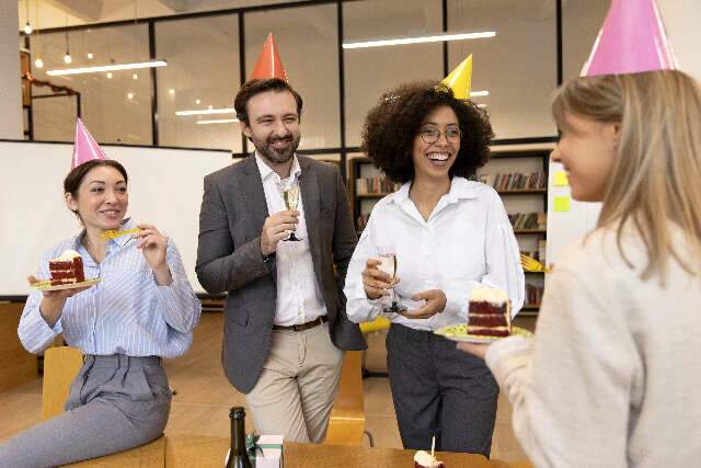 Como acertar no look da confraternização do trabalho