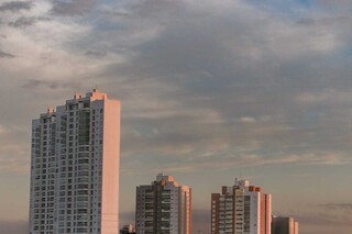 Céu da Capital com algumas nuvens neste início de semana (Foto: Marcos Maluf)