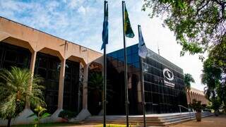 Fachada do Tribunal de Contas do Estado no Parque dos Poderes, em Campo Grande (Foto: Divulção)