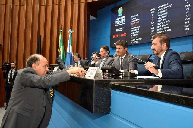  Deputados aprovam projeto de lei que autoriza c&acirc;meras em salas de aula 