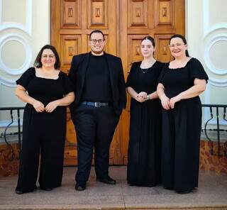 Duo Manh&atilde;es e Grupo Angelis realizam concerto de Natal em Campo Grande