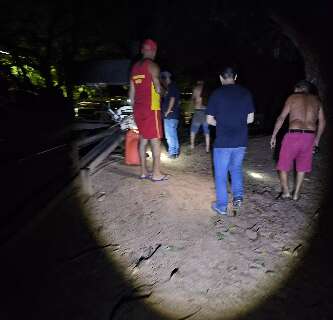 Turista de SP desparece ap&oacute;s barco virar no Rio Aquidauana