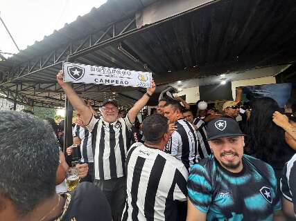 Explode coração! Torcida do Botafogo comemora tricampeonato brasileiro 