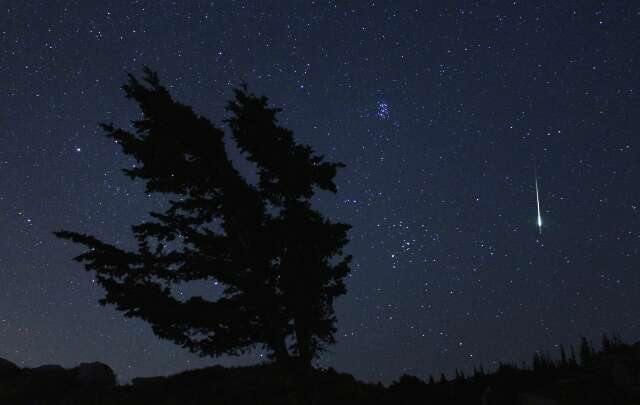 Vis&iacute;vel a olho nu, chuva de meteoros acontecer&aacute; nesta sexta-feira