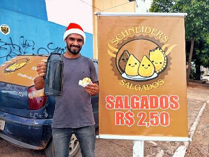 Juliano domina esquina na periferia com salgado a R$ 2,50 e café grátis