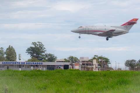 Aeronáutica faz voo de inspeção em aeroporto fechado há 31 meses