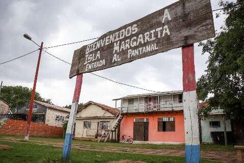 Vizinha a MS, ilha paraguaia aceita Pix e sino é aplicativo para chamar o barco 