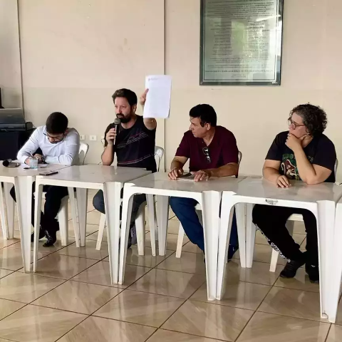 Em assembleia, penais optam por decis&atilde;o individual sobre horas extras