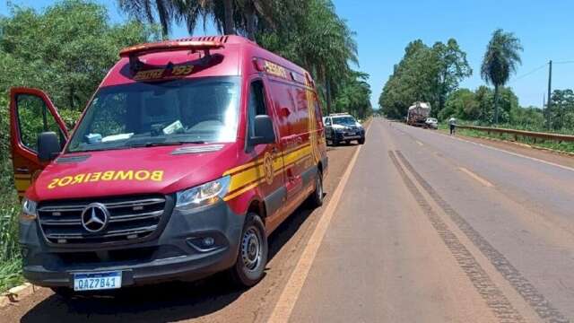 Pedestre morre atropelado ap&oacute;s ser atingido por caminh&atilde;o 