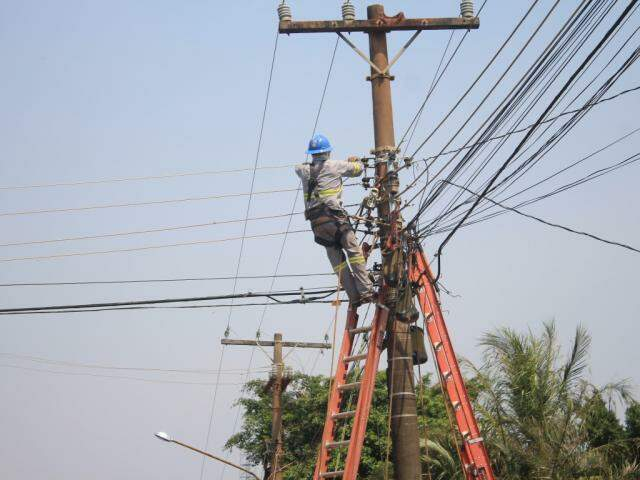 Eletricista e fiscal de loja est&atilde;o entre as 3 mil vagas de trabalho desta 6&ordf;