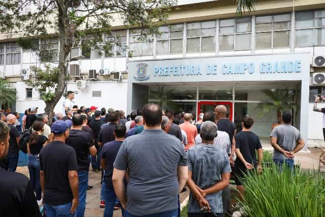 Quase metade do or&ccedil;amento da prefeitura em 2025 est&aacute; comprometido com sal&aacute;rios