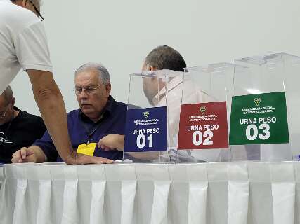 Clubes e filiados definem que elei&ccedil;&atilde;o para vaga de Cez&aacute;rio ser&aacute; em abril 