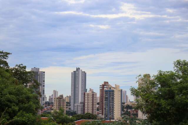 Fim de semana deve ser marcado por pancadas de chuva em MS