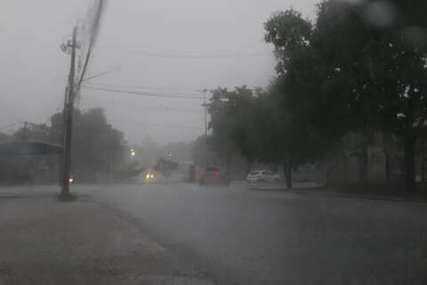 Municípios de MS estão sob alerta de temporal com ventos de 100 km/h