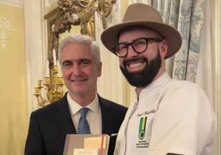 Embaixador brasileiro na Espanha, Orlando Leite Ribeiro, e Paulo Machado.