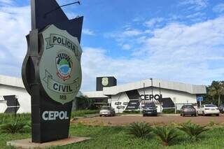 Fachada da Depac Cepol, onde o caso foi registrado (Foto: Paulo Francis)