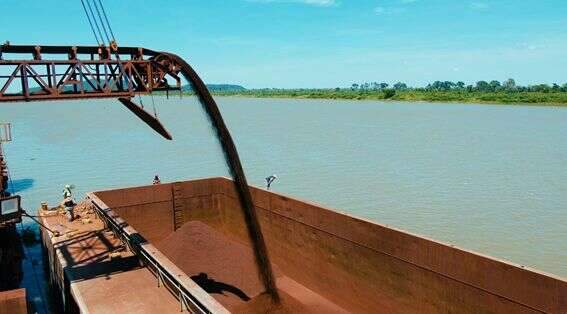 Embarques de min&eacute;rio de ferro pelo Rio Paraguai podem chegar a 200 mil toneladas