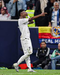 Vinícius Júnior comemorando gol do título de campeão do mundo (Foto: Divulgação)