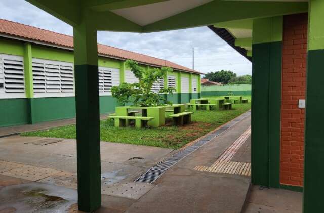 Escolas estaduais entram em recesso coletivo nesta ter&ccedil;a-feira