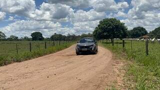 Teste em estrada de chão aprovado, suspensão com bom acerto (Foto Bruna Martins)