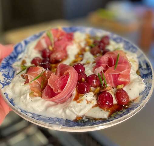 Indispensáveis na mesa, frutas podem ir além de decoração na ceia 