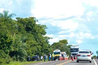 Pista está sinalizada e trânsito exige maior atenção por conta da movimentação (Foto: Juliano Almeida)