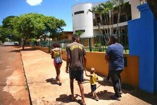 Família venezuelana que chegava ao Cedami em janeiro deste ano (Foto: Paulo Francis/Arquivo)