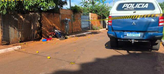 Encontrado ferido na rua, homem foi assassinado com golpes de chave de roda