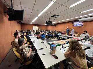 População participando de audiência pública dos Estudos de Impacto de Vizinhança (Foto: Divulgação/Prefeitura de Campo Grande)