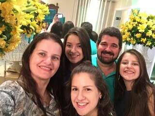 Othon Barbosa e família no Réveillon do clube, em 2019. (Foto: Arquivo pessoal)