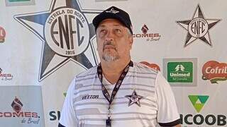 Charles de Almeida com a camisa do Estrela do Norte, seu ex-clube (Foto: Divulgação)