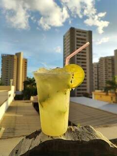 Às quartas-feiras, caipirinha é em dobro no Terraço Choperia. (Foto: Divulgação)