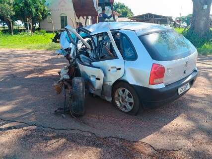 Morre motorista que teve carro totalmente destruído em acidente