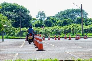 Aluno durante prova do Detran neste sábado (Foto: Juliano Almeida)