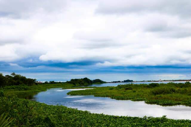 Rio Paraguai alcan&ccedil;a melhor n&iacute;vel para dezembro em cinco anos