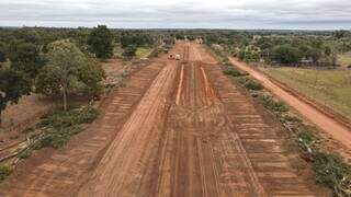 Trecho de obra da BR-419, iniciado em Aquidauana, rodovia que ligará Rio Verde a Jardim (Foto: Reprodução O Pantaneiro)