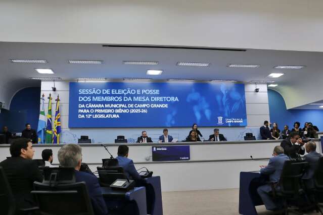 Assim como prefeita, vereadores da Capital come&ccedil;am mandato com reajuste