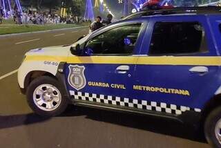 Homem &eacute; agredido e preso ap&oacute;s passar as m&atilde;os em menina de 13 anos