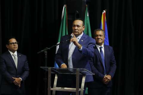 &quot;Legislativo n&atilde;o &eacute; puxadinho da prefeitura&quot;, diz Carl&atilde;o em discurso sobre uni&atilde;o