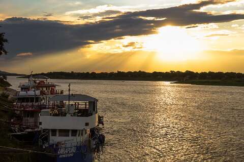 Concessão para Rio Paraguai navegável 365 dias do ano é risco ao Pantanal