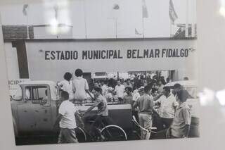 Fachada do Estádio Municipal Belmar Fidalgo em Campo Grande (Foto: Paulo Francis)