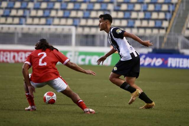 Com um jogador a menos, time de MS segura empate na estreia da Copinha